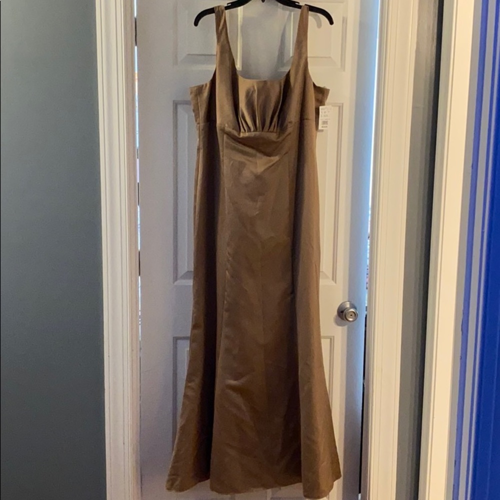 David’s Bridal Satin Trumpet Gown